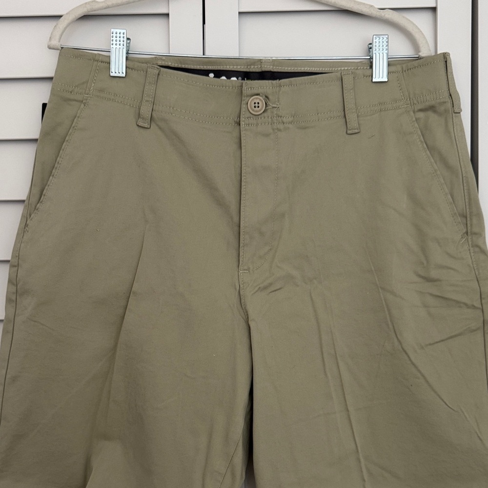 Lee Men's Olive Flat Front Shorts
